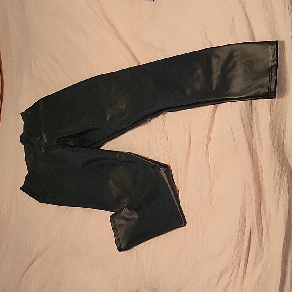 Faux leather leggings
